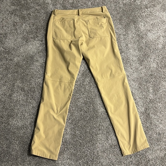 Men’s Lululemon ABC Classic-Fit 5 Pocket Pant Pants Trench Khaki 32 Like New - Picture 6 of 7